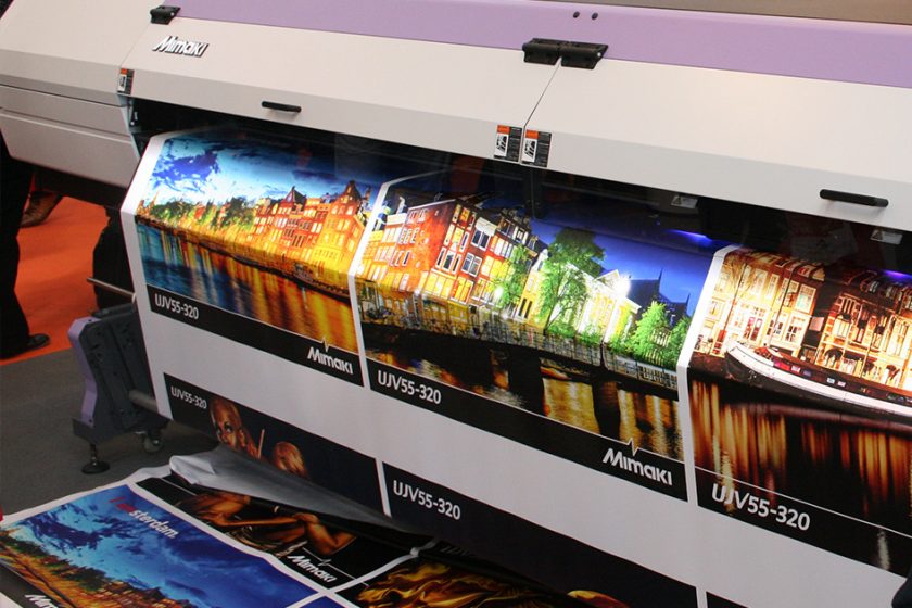 backlit controle unit op Mimaki UJV55-320